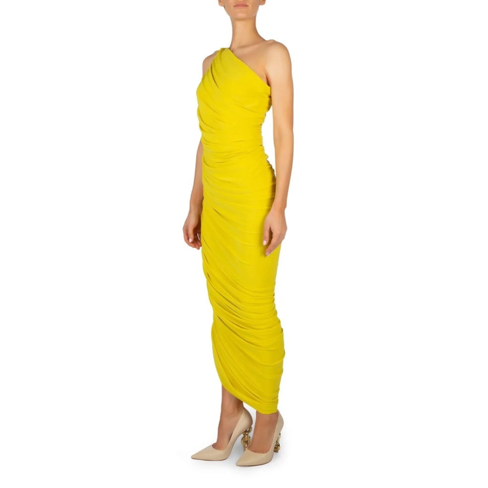 NWT Norma Kamali Diana One-Shoulder Ruched Dress, Buttermilk, Sz S